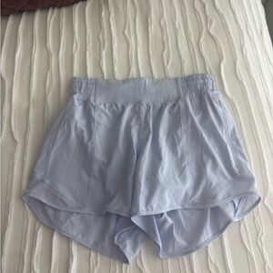 Lululemon hotty hot high rise short 4”